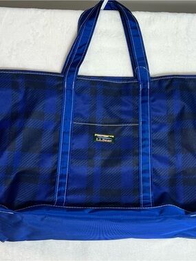L.L. Bean indigo Ink Plaid Large Duffel Tote, New With Tags